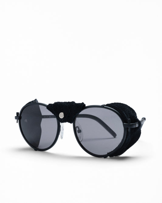 Summit Shade - Black Licorice
